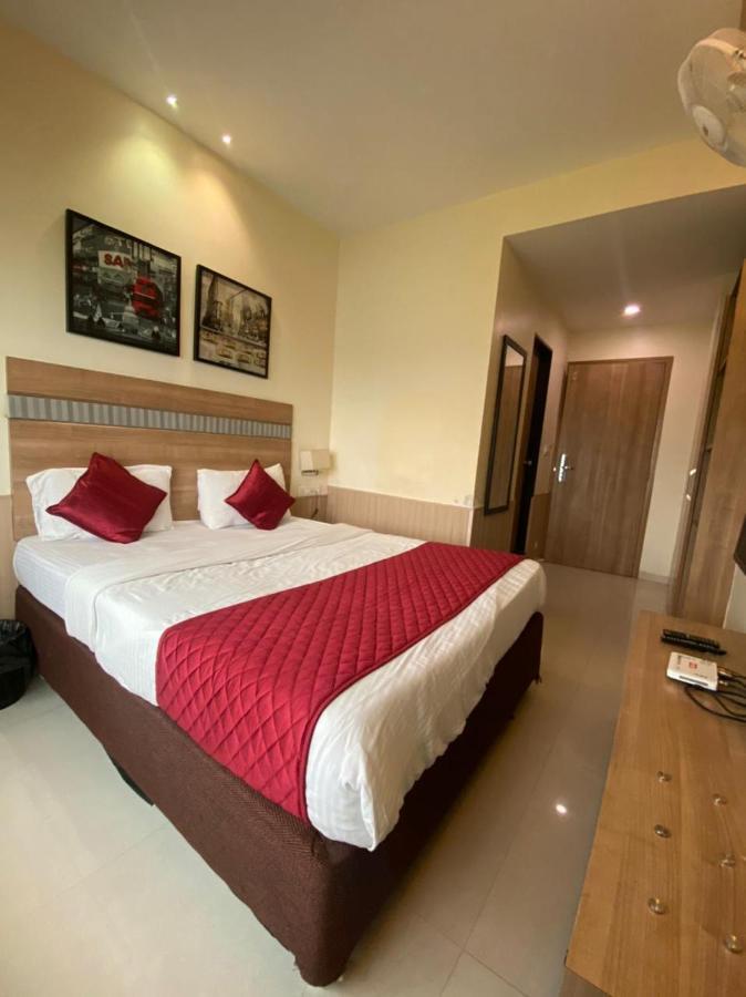 Hotel Airport Prime -Near Mumbai International Airport Andheri East 외부 사진