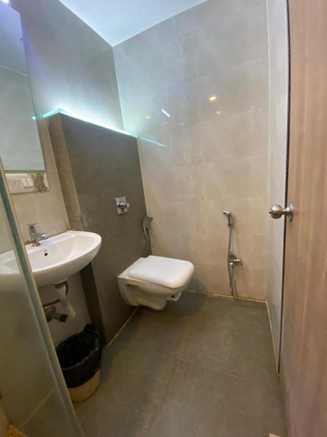 Hotel Airport Prime -Near Mumbai International Airport Andheri East 외부 사진